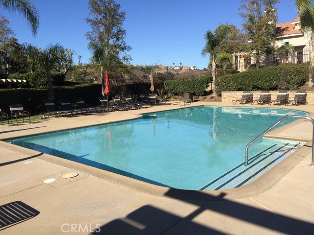 MLS #OC25138128 image #17