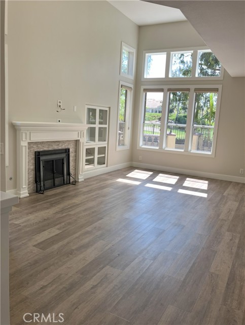 MLS #OC25138128 image #2