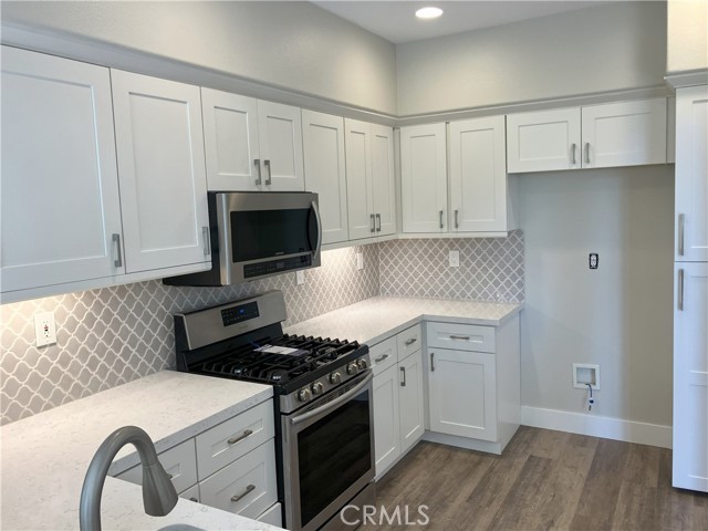 MLS #OC25138128 image #5