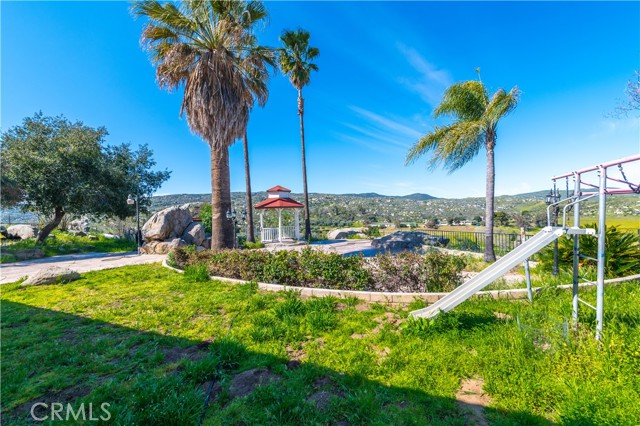 MLS #OC25138486 image #15