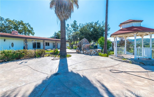 MLS #OC25138486 image #4