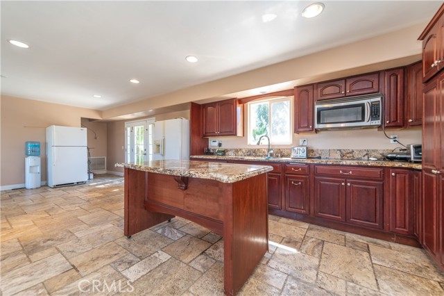 MLS #OC25138486 image #43