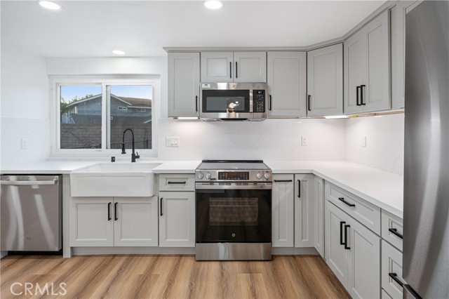 MLS #OC25138806 image #5