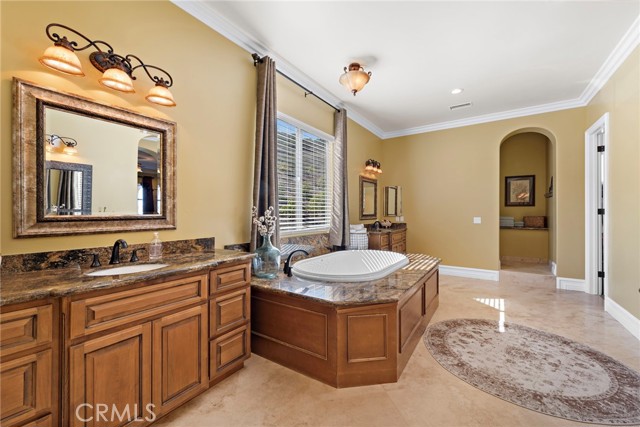 MLS #OC25138905 image #15