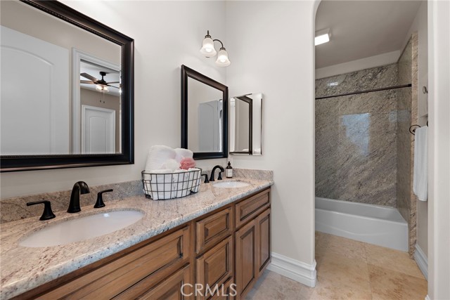 MLS #OC25138905 image #18