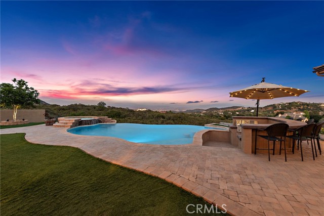 MLS #OC25138905 image #2