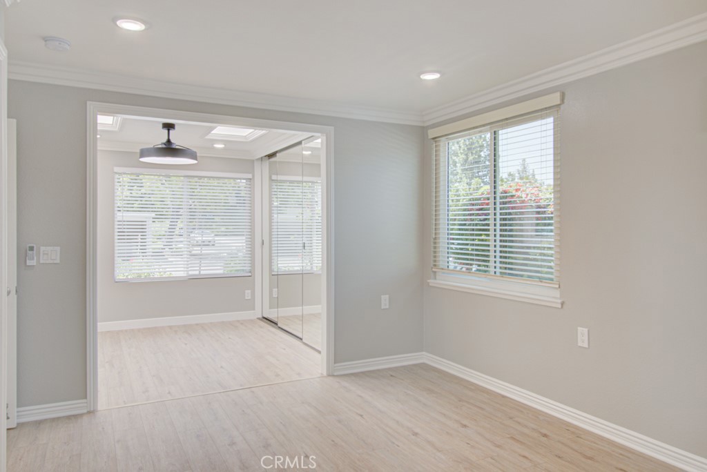 MLS #OC25139817 image #26