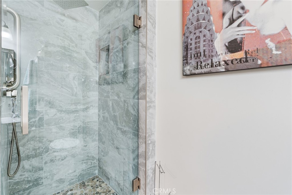 MLS #OC25140044 image #18