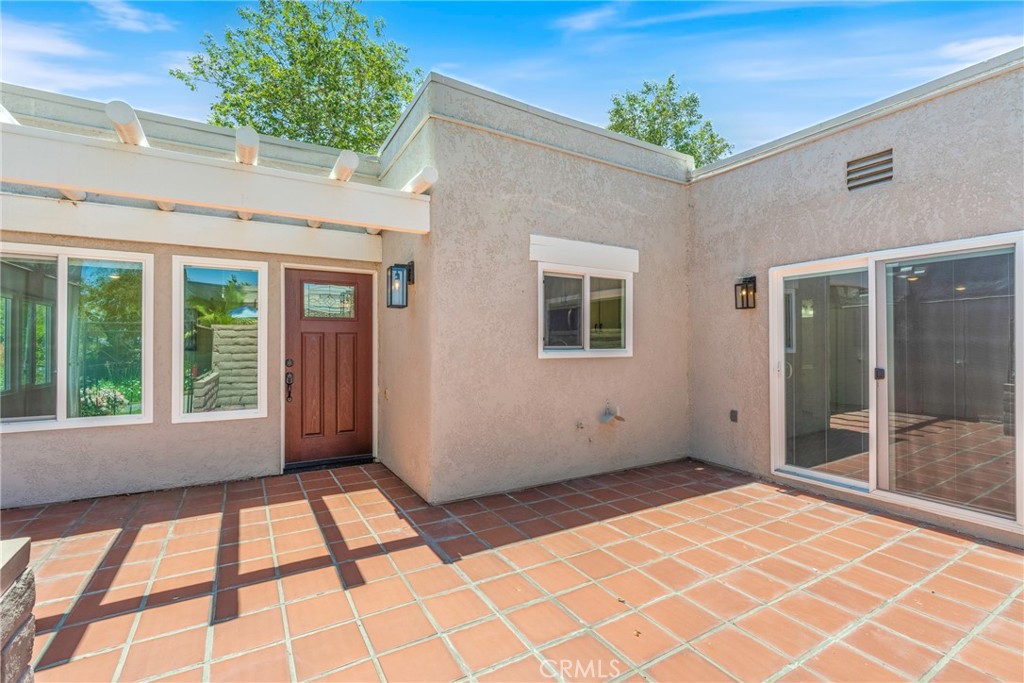 MLS #OC25140044 image #25