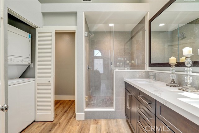 MLS #OC25140509 image #18