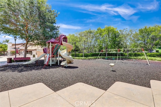 MLS #OC25140509 image #30