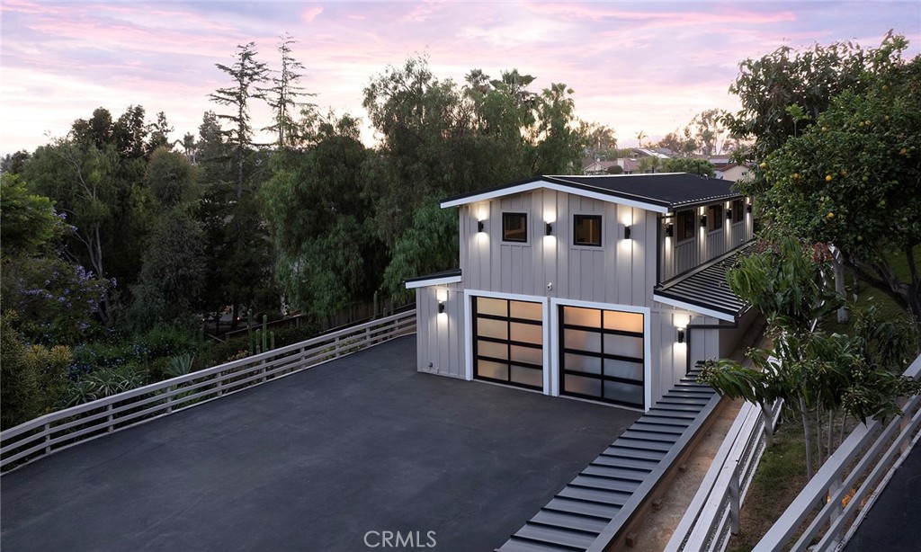 MLS #OC25140779 image #2