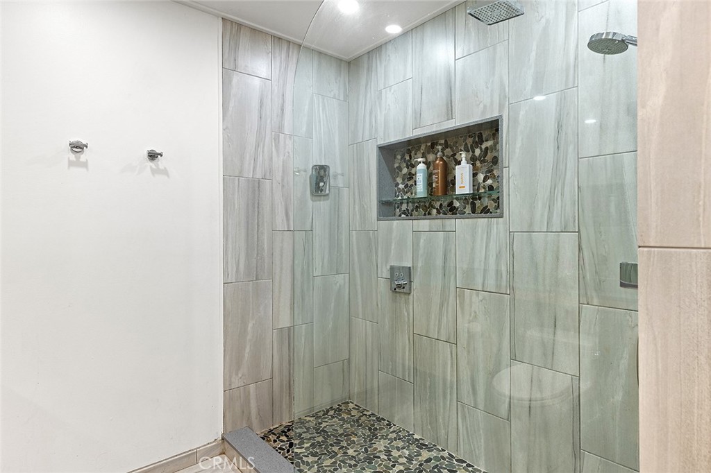 MLS #OC25140779 image #20