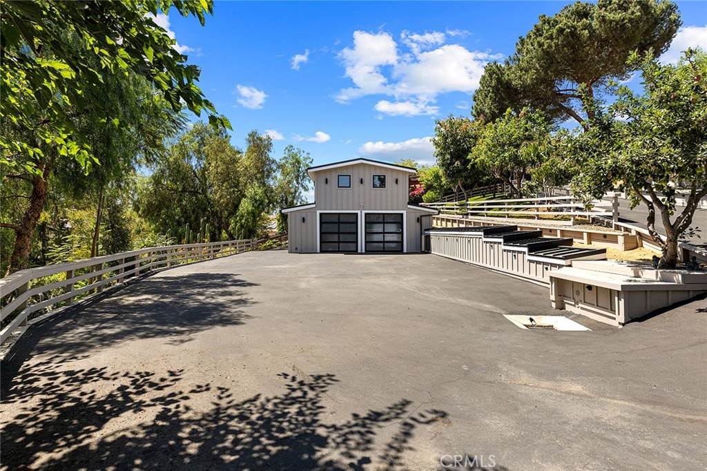 MLS #OC25140779 image #30