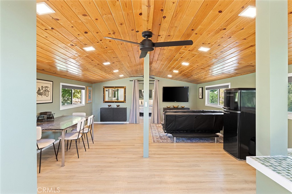 MLS #OC25140779 image #32