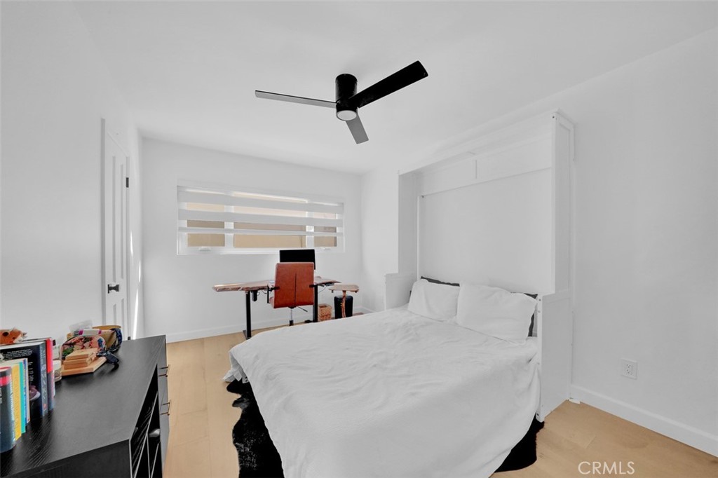 MLS #OC25140811 image #27