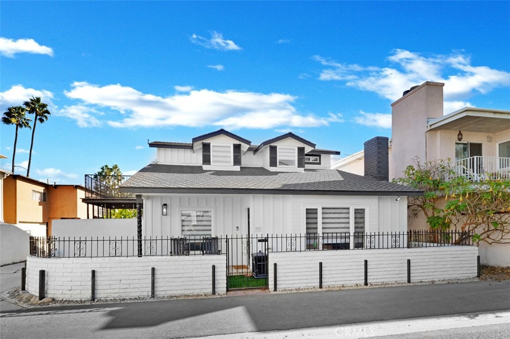 MLS #OC25140811 image #3