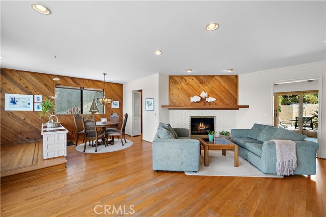 MLS #OC25140820 image #12