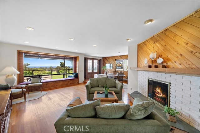 MLS #OC25140820 image #16