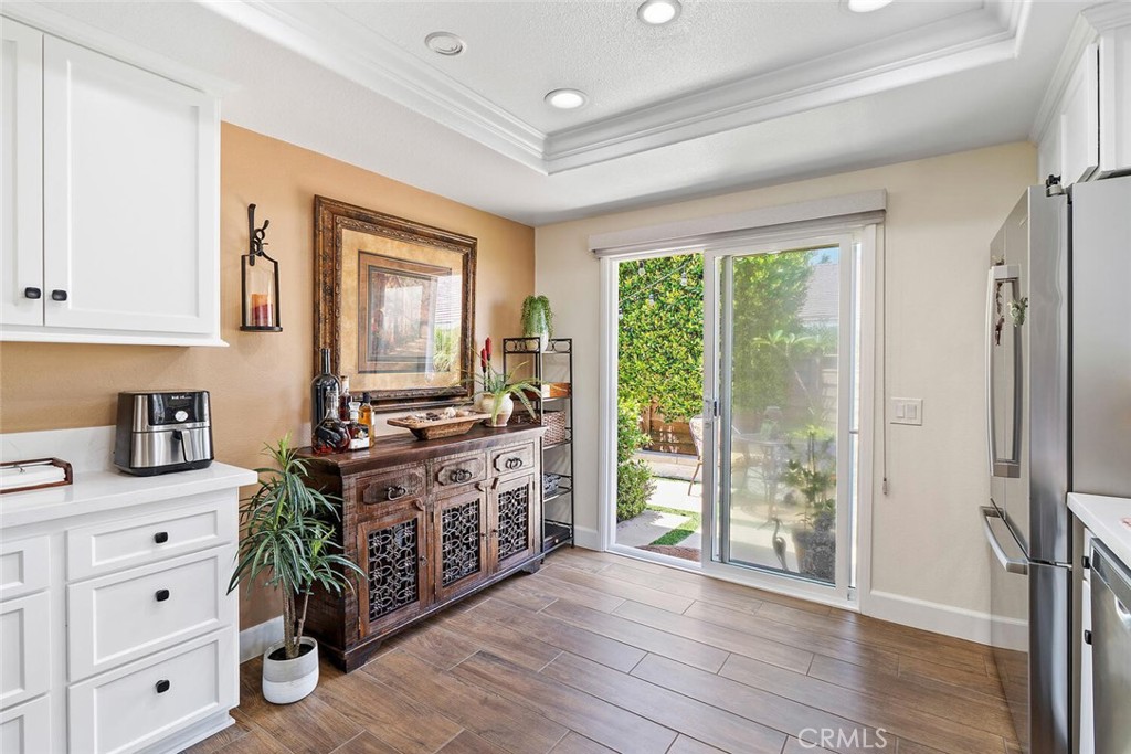 MLS #OC25140922 image #17