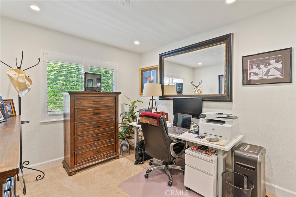 MLS #OC25140922 image #26