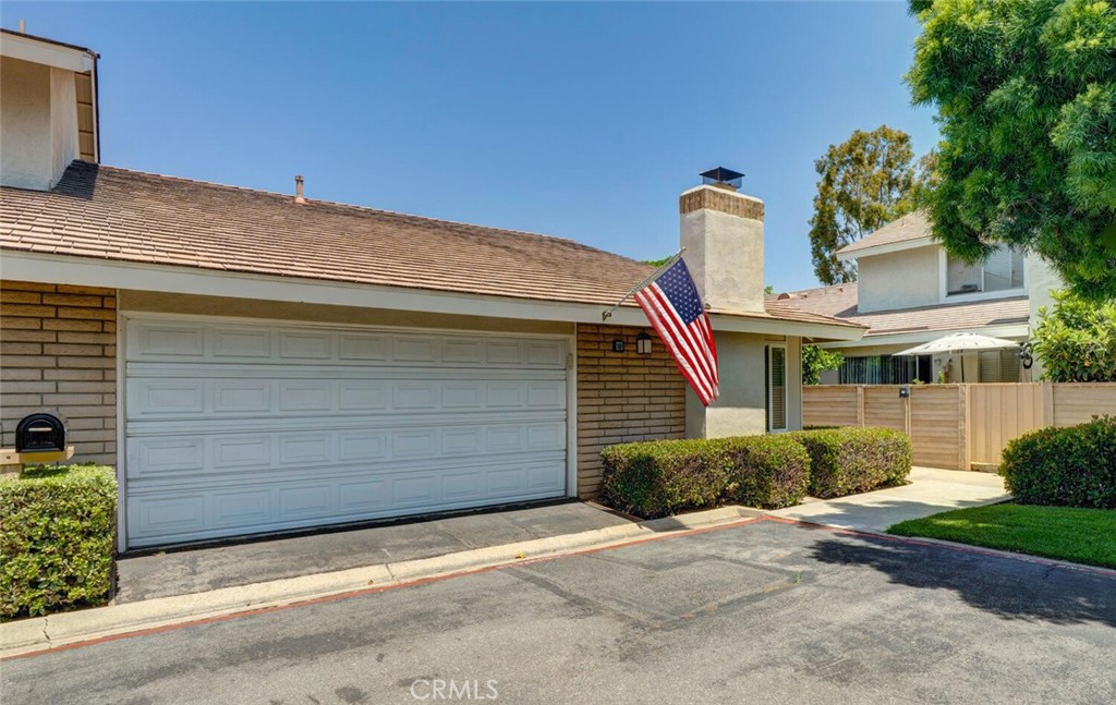 MLS #OC25140922 image #59