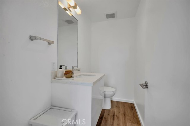 MLS #OC25140939 img 8