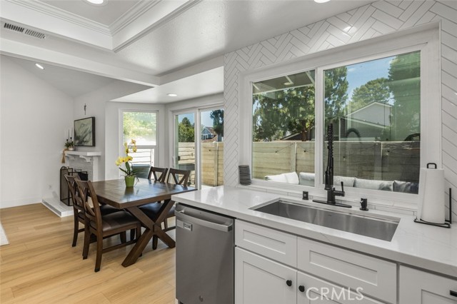 MLS #OC25141151 image #10