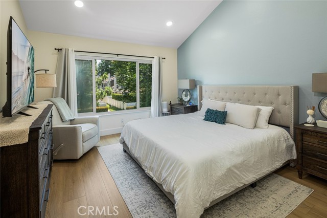 MLS #OC25141151 image #15