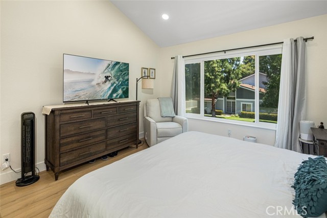 MLS #OC25141151 image #16