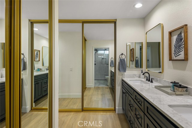 MLS #OC25141151 image #19