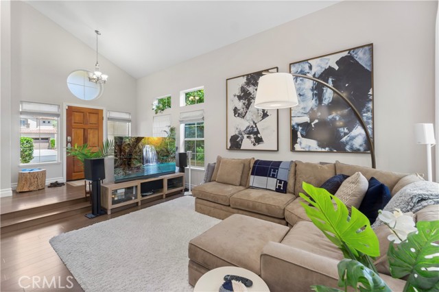 MLS #OC25141610 image #6