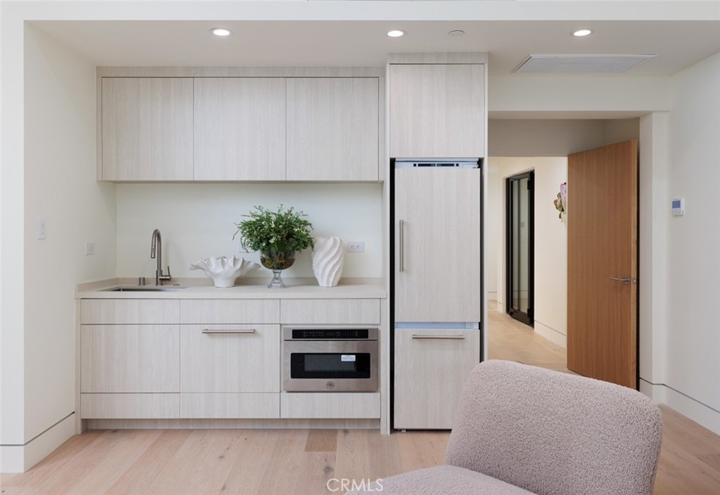 MLS #OC25142005 image #16