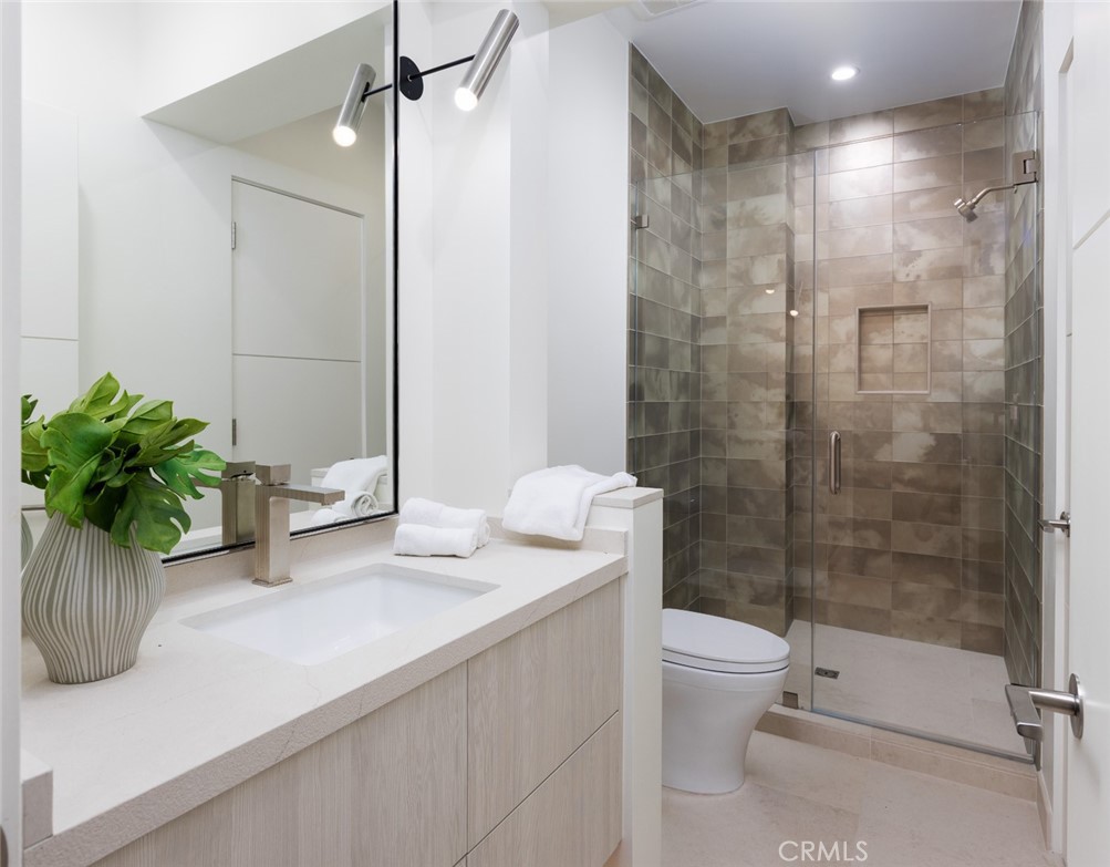 MLS #OC25142005 image #17