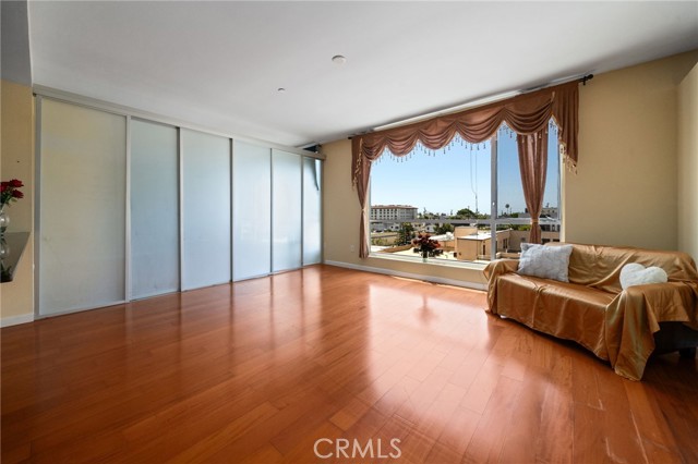 MLS #OC25142722 image #13