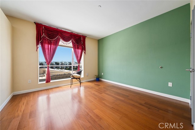 MLS #OC25142722 image #23