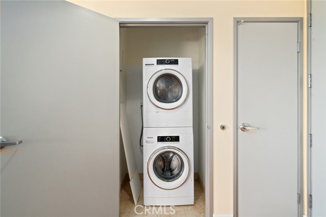 MLS #OC25142722 image #28