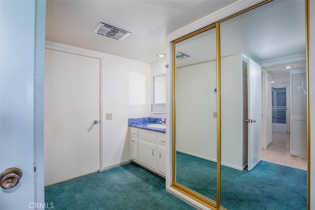 MLS #OC25142799 image #19