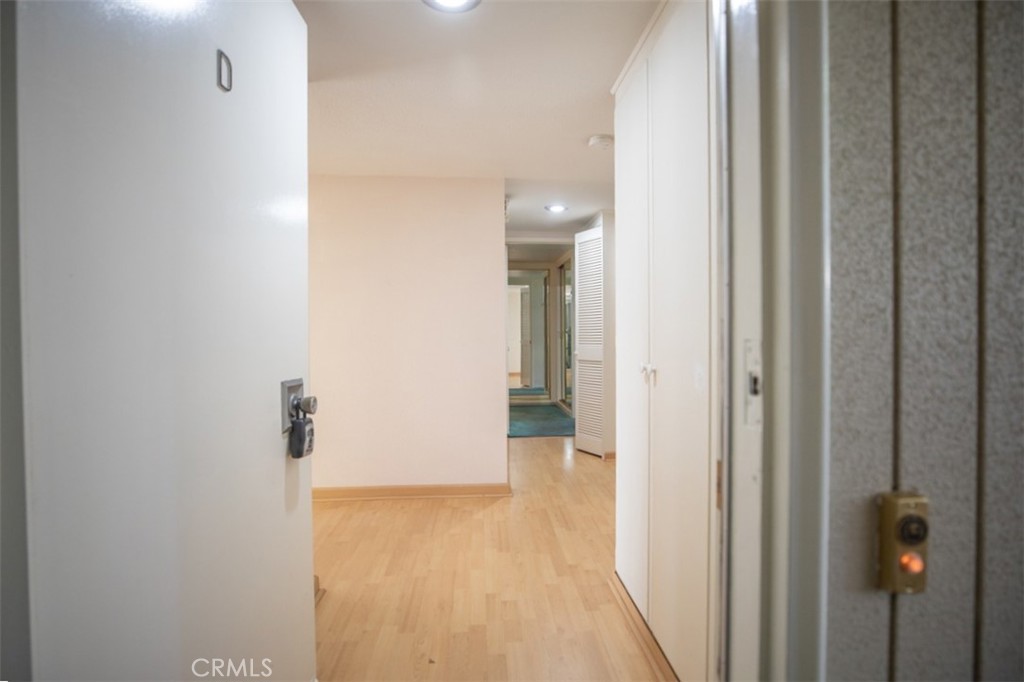 MLS #OC25142799 image #5