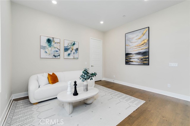 MLS #OC25142972 image #11