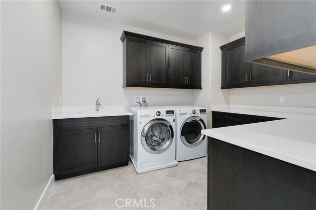 MLS #OC25142972 image #25