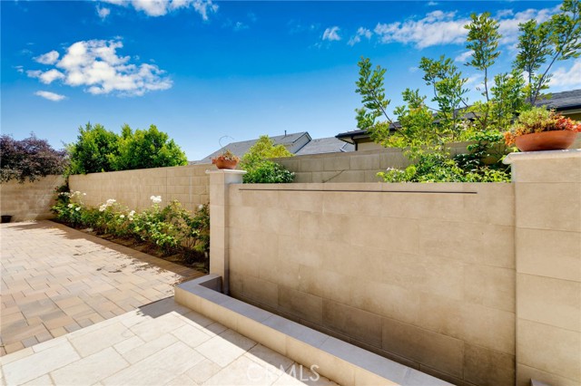 MLS #OC25142972 image #27