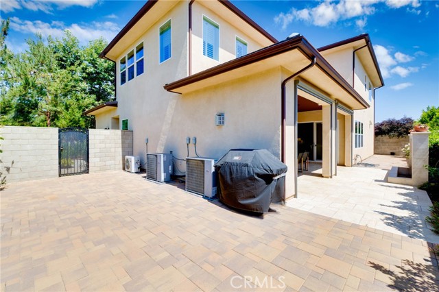 MLS #OC25142972 image #29