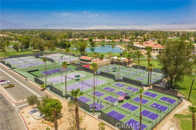 MLS #OC25142980 image #1