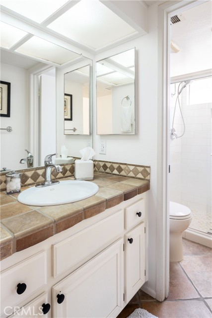 MLS #OC25142980 image #5