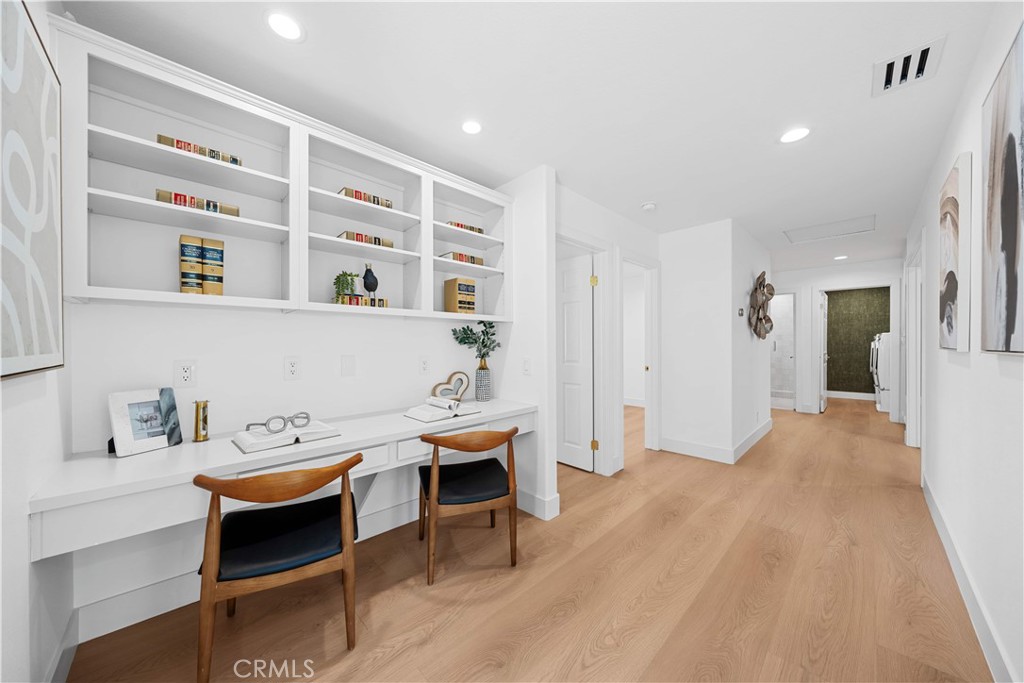 MLS #OC25143247 image #18