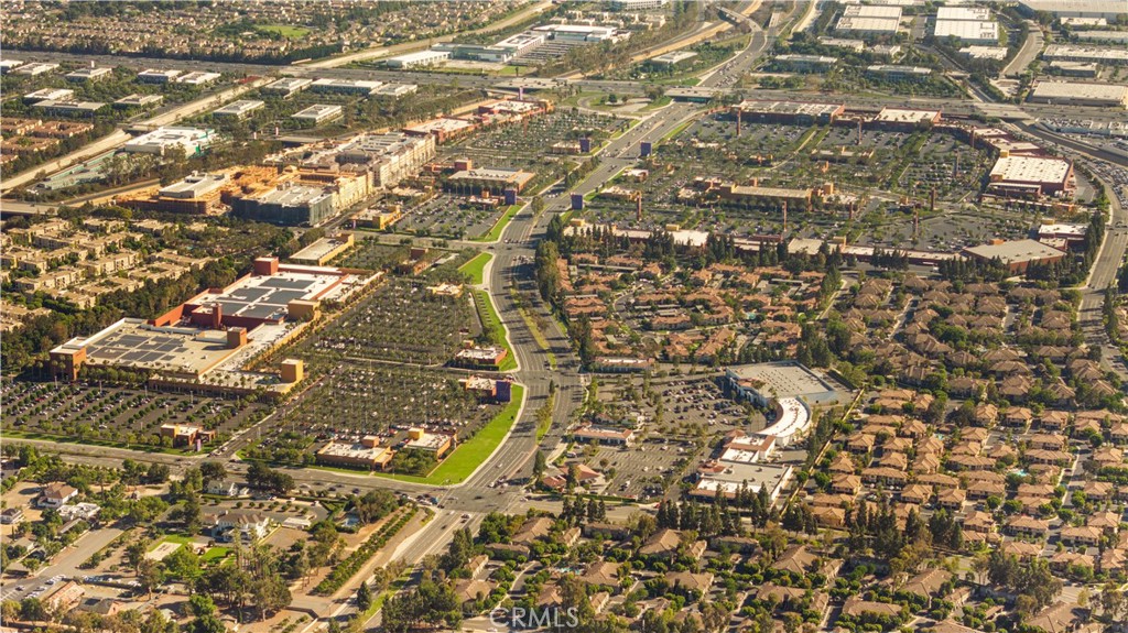 MLS #OC25143247 image #31