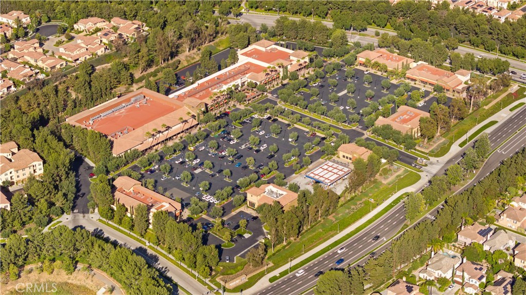 MLS #OC25143247 image #32