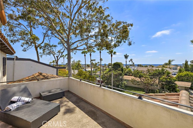 MLS #OC25143301 img 10