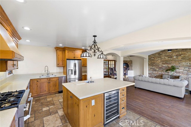 MLS #OC25143301 img 6